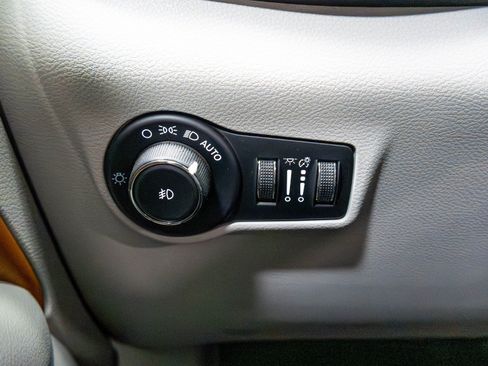 Used 2022 Jeep Compass Limited AWD/4WD image 53