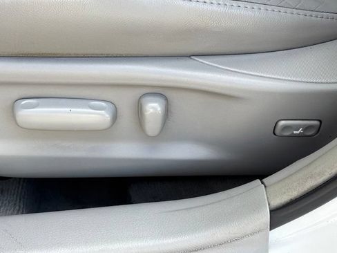 Used 2007 Toyota Camry XLE FWD image 11