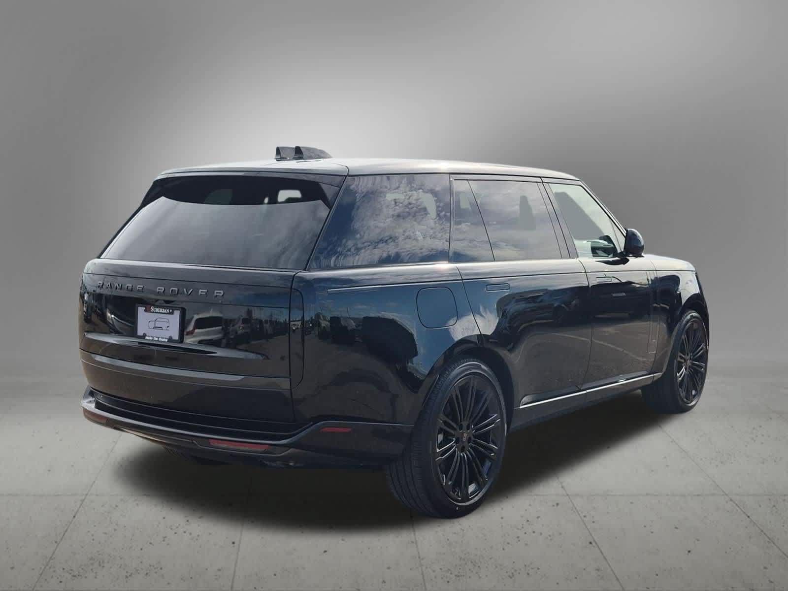 New 2027 Land Rover Range Rover Long Wheelbase SE AWD/4WD image 5