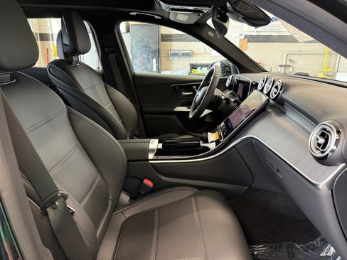 New 2026 Mercedes-Benz GLC 300 4MATIC image 19