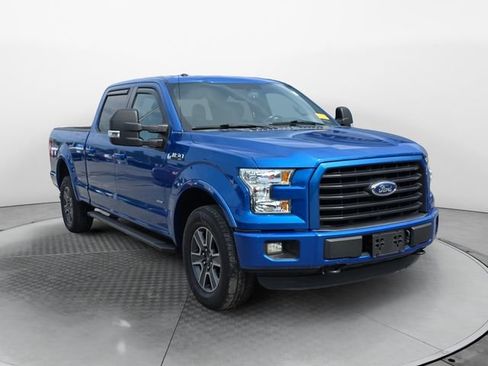 Used 2015 Ford F150 XLT w/ Equipment Group 302A Luxury AWD/4WD image 7