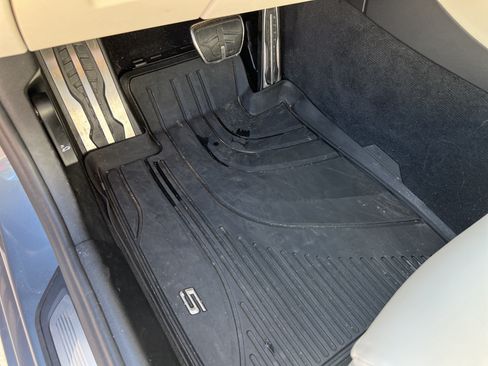 Used 2019 BMW 540i w/ M Sport Package RWD image 17