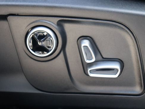 Used 2022 Maserati Levante Modena image 98