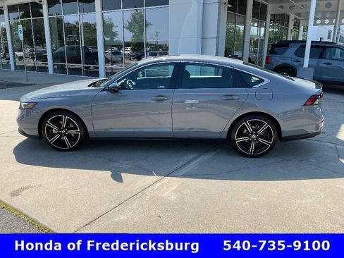 Certified 2025 Honda Accord Sport image 2