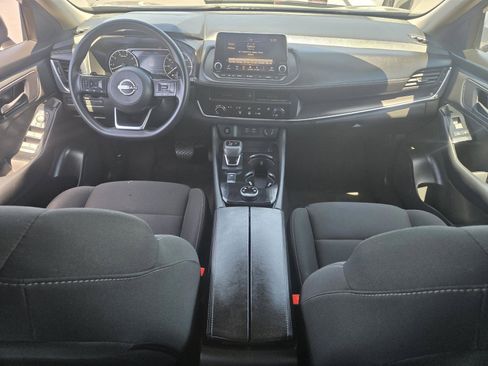 Used 2024 Nissan Rogue S AWD/4WD image 8