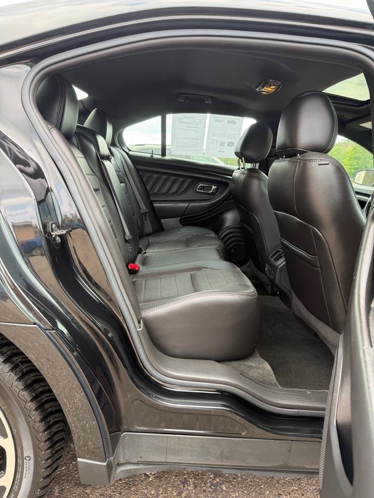 Used 2013 Ford Taurus SHO AWD/4WD image 18