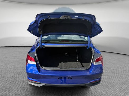 Used 2021 Hyundai Elantra SEL FWD image 24
