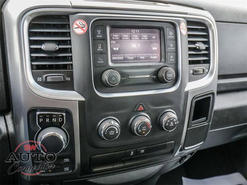 Used 2024 RAM 1500 Classic SLT image 24