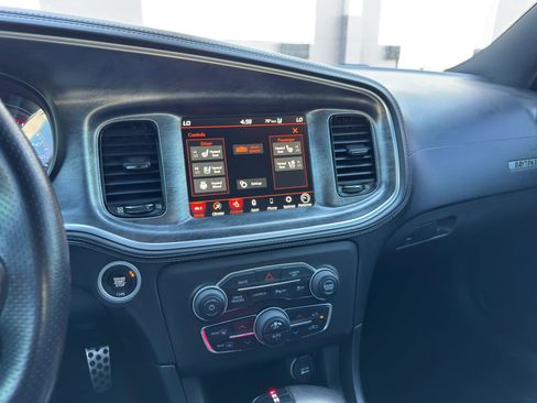 Used 2022 Dodge Charger Scat Pack w/ Daytona Edition Group image 18