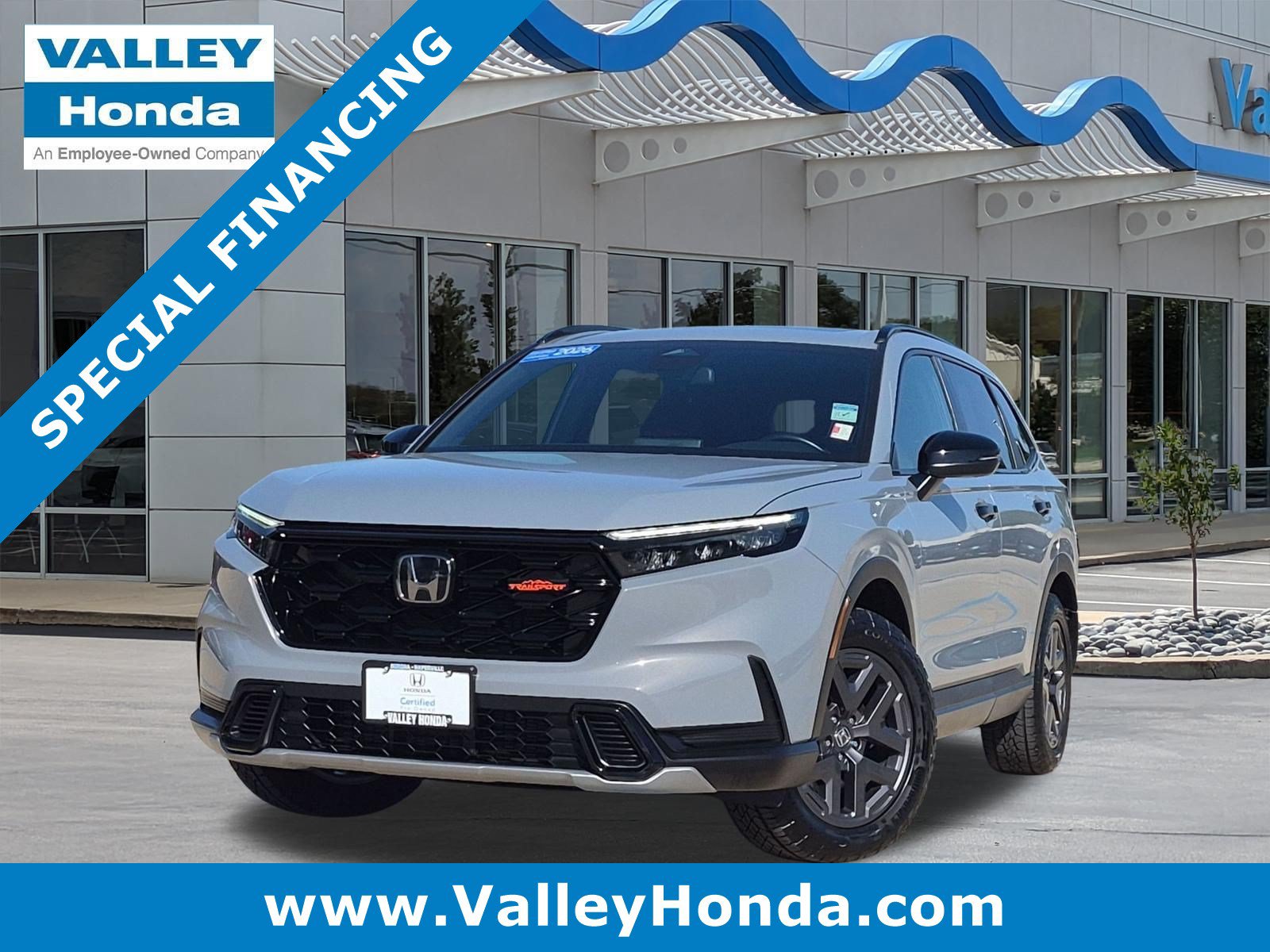 Certified 2026 Honda CR-V TrailSport image 1