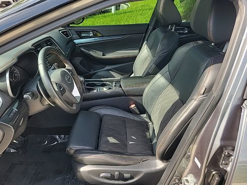 Used 2020 Nissan Maxima SR w/ Illumination Package image 14