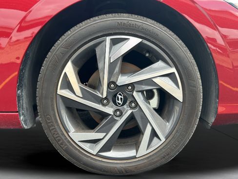 Used 2025 Hyundai Elantra Sport FWD image 30