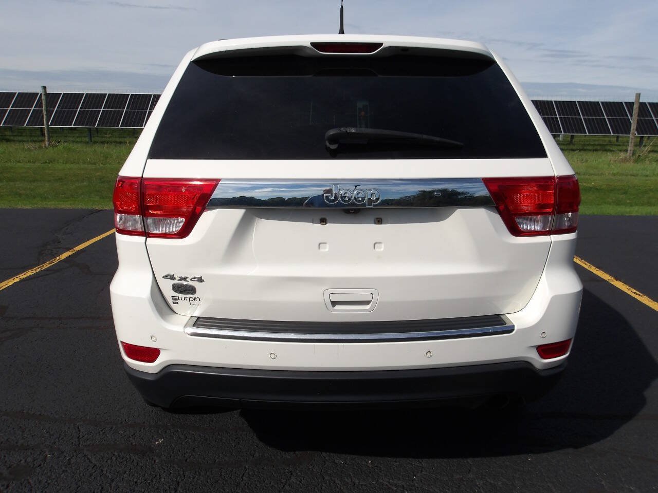 Used 2011 Jeep Grand Cherokee Overland AWD/4WD image 46