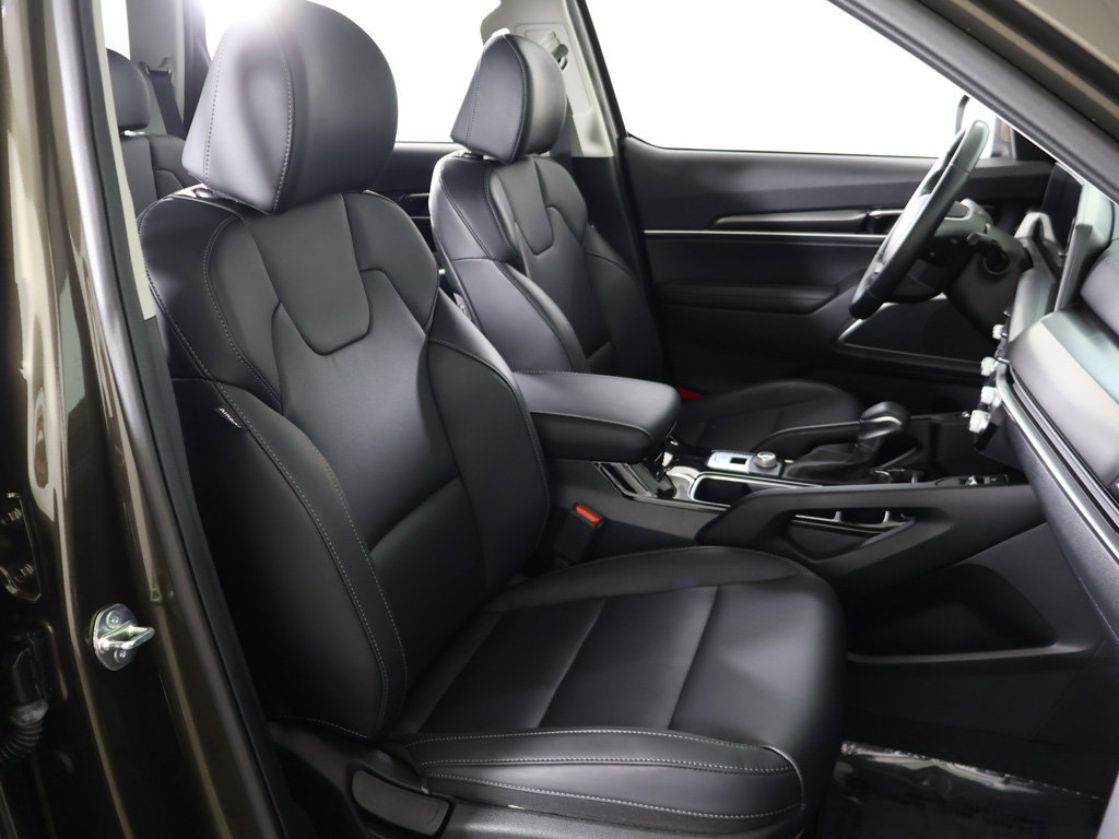 Certified 2025 Kia Telluride S FWD image 35