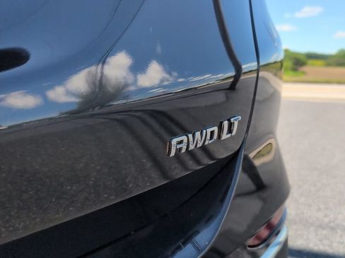 Used 2018 Chevrolet Equinox LT AWD/4WD image 22