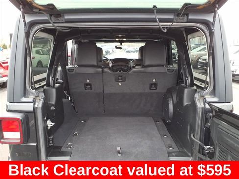 Used 2023 Jeep Wrangler Sahara w/ Cold Weather Group image 6