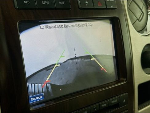 Used 2010 Ford F150 Lariat image 15