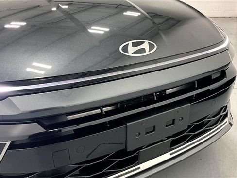Used 2026 Hyundai Sonata SEL FWD image 28