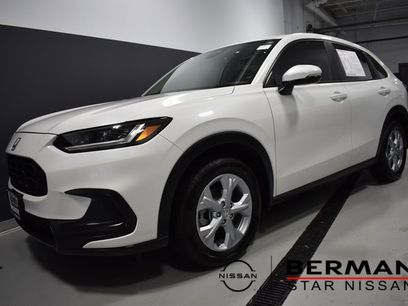 Used 2025 Honda HR-V LX