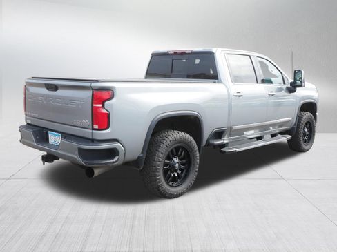 Used 2025 Chevrolet Silverado 3500 High Country w/ Technology Package image 7