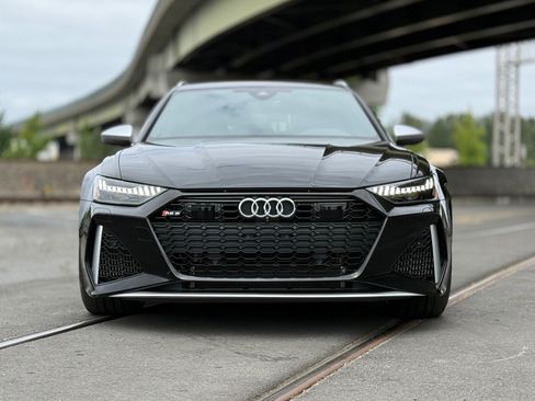 Used 2021 Audi RS 6 AWD/4WD image 9