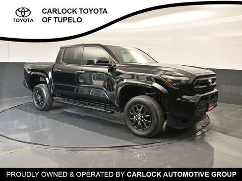 Used 2025 Toyota Tacoma SR AWD/4WD image 5