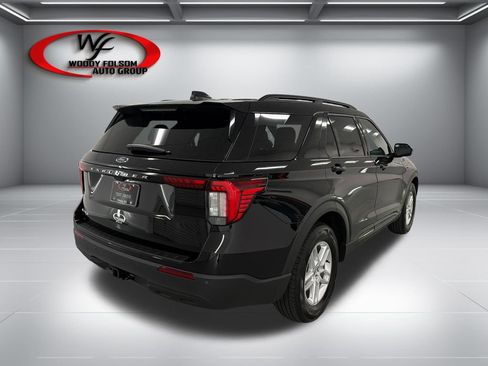 New 2026 Ford Explorer Active RWD image 6