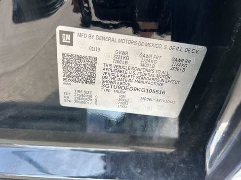Used 2019 GMC Sierra 1500 SLT w/ SLT Premium Plus Package AWD/4WD image 34