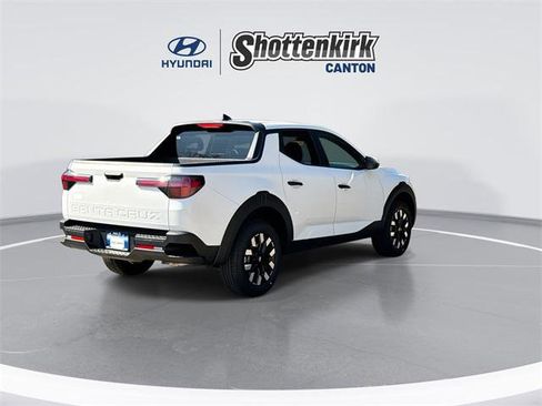 New 2026 Hyundai Santa Cruz SE image 8