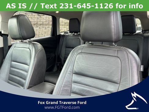 Used 2017 Ford Escape Titanium w/ Equipment Group 301A AWD/4WD image 11
