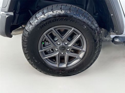 Used 2024 Jeep Wrangler Sport S w/ Convenience Group image 32