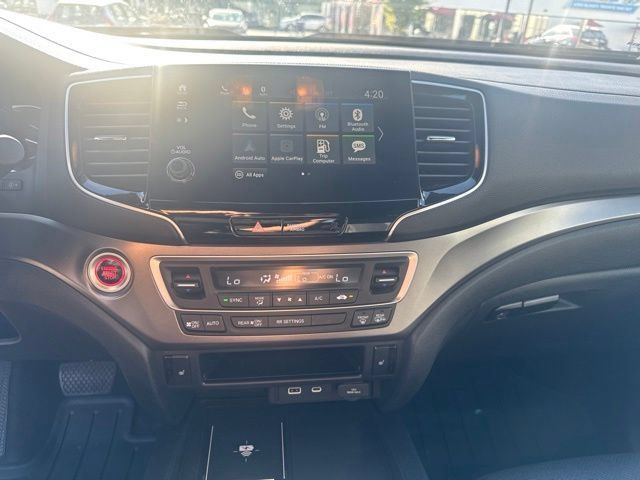 Certified 2024 Honda Passport EX-L image 17