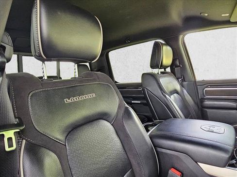 Used 2019 RAM 1500 Laramie AWD/4WD image 15
