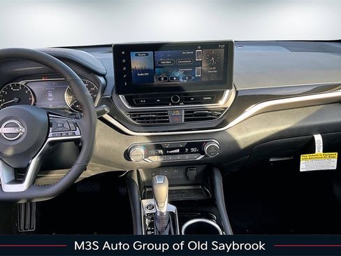 New 2025 Nissan Altima 2.5 SR w/ SR Premium Package image 6