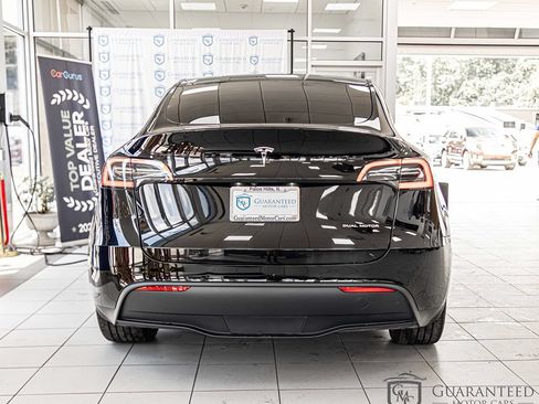 Used 2021 Tesla Model Y Long Range AWD/4WD image 14