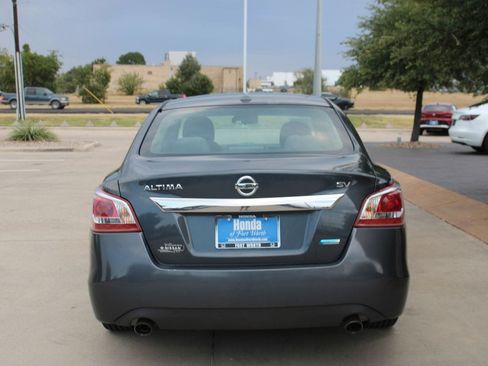 Used 2013 Nissan Altima 2.5 SV FWD image 4