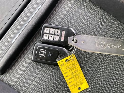 Used 2018 Honda Odyssey EX-L image 11