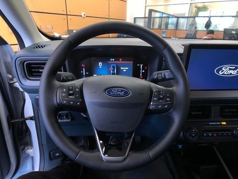 New 2025 Ford Maverick Lariat w/ Black Appearance Package image 13