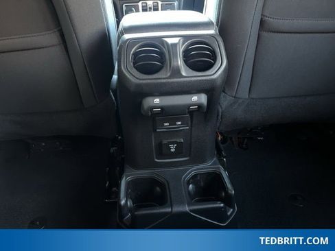 Used 2021 Jeep Wrangler Unlimited Sahara w/ Cold Weather Group image 14