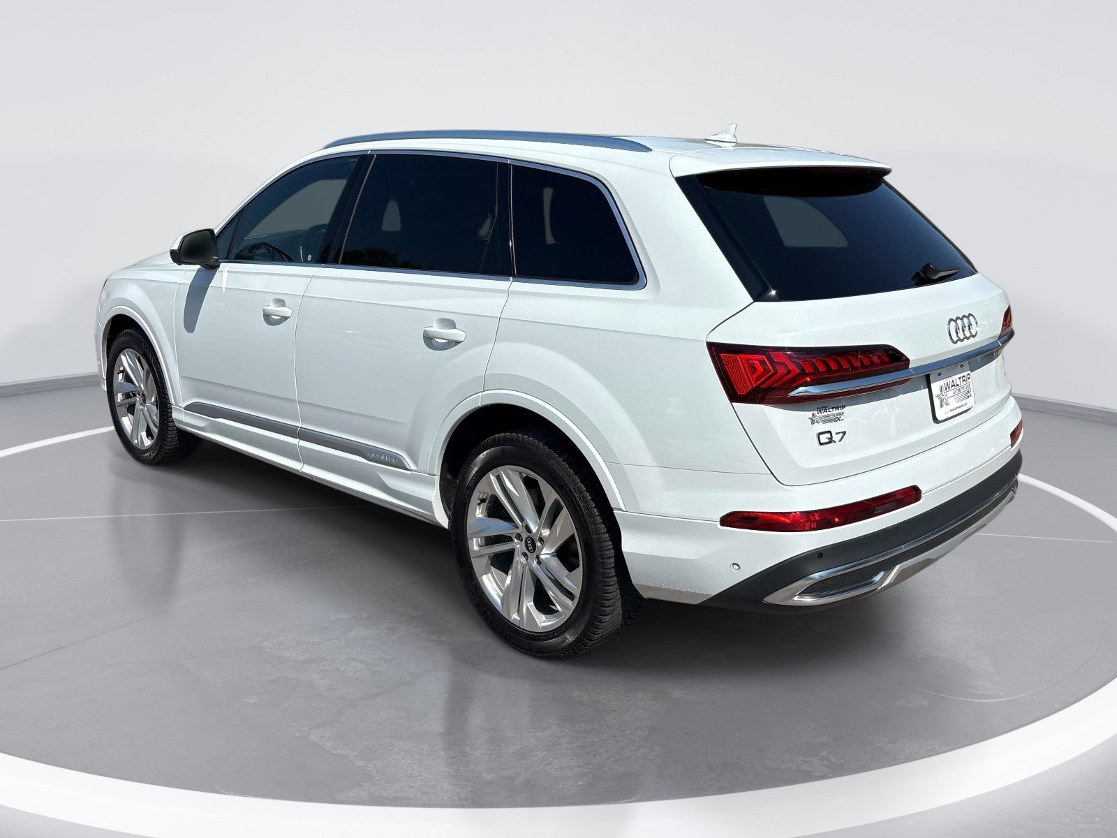 Used 2021 Audi Q7 3.0T Premium Plus w/ Executive Package AWD/4WD image 6