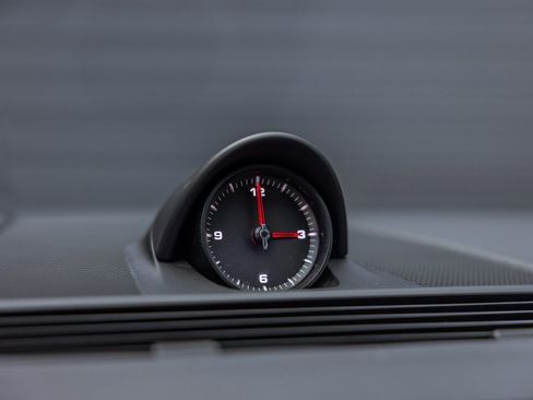 Certified 2023 Porsche Panamera Platinum Edition image 21