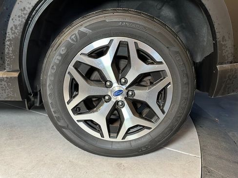 Used 2019 Subaru Forester Premium image 24