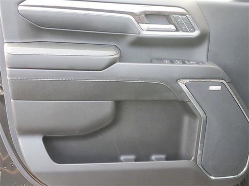 Used 2024 Chevrolet Silverado 3500 LTZ w/ LTZ Premium Package image 14