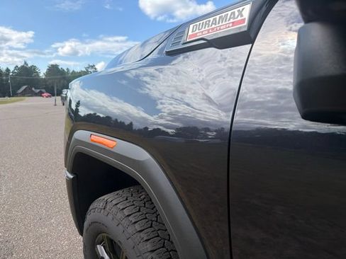 Used 2026 GMC Sierra 2500 AT4 AWD/4WD image 11
