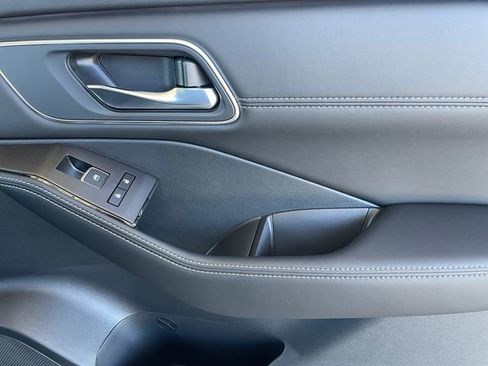 New 2026 Nissan Rogue Platinum w/ Platinum Premium Package image 16