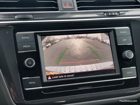 Used 2024 Volkswagen Tiguan S image 26