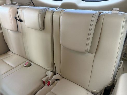 Used 2015 Toyota Highlander XLE AWD/4WD image 16