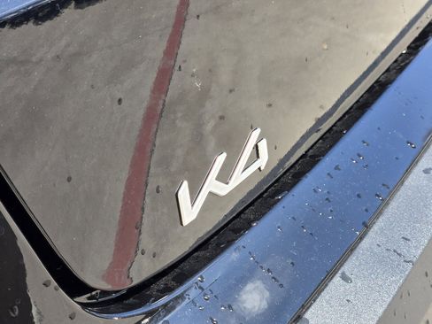 New 2026 Kia K4 LXS image 7