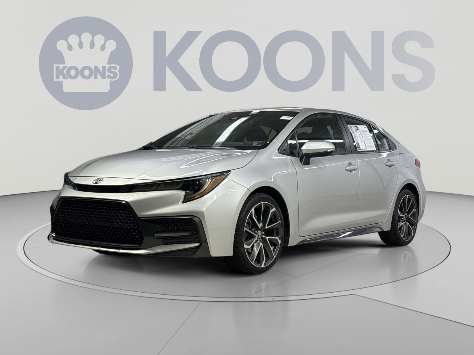 Used 2021 Toyota Corolla SE FWD image 1