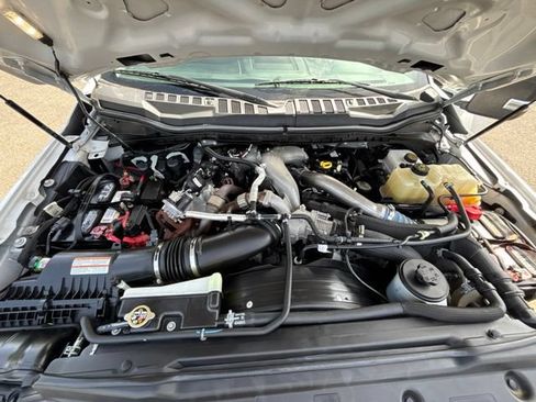Used 2020 Ford F450 XLT AWD/4WD image 23